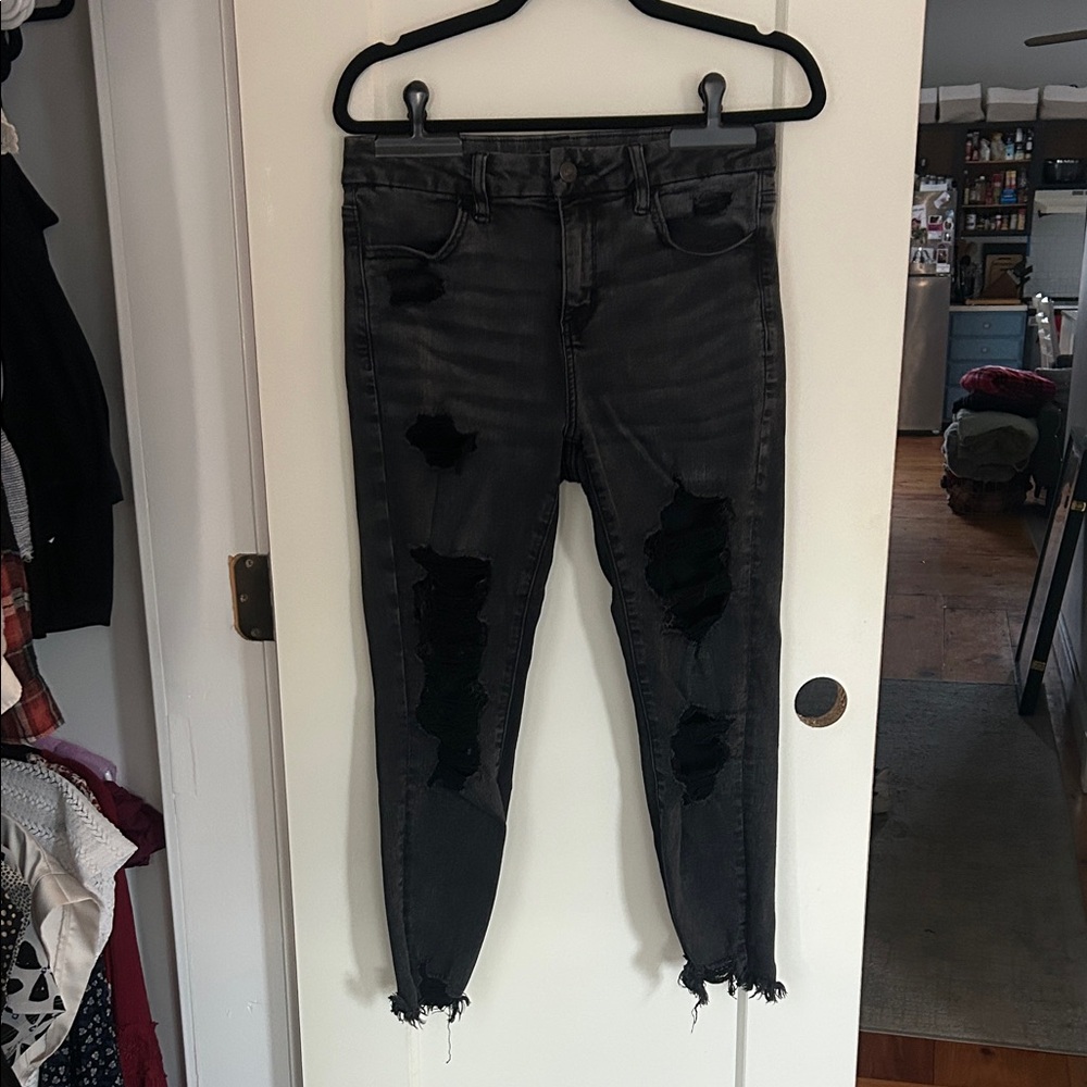 American Eagle Distressed Black Women's Jeans